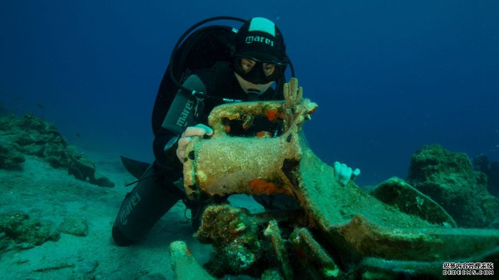 杏耀代理注册 潜水员在希腊小岛附近发现一处有2000年历史的沉船墓地