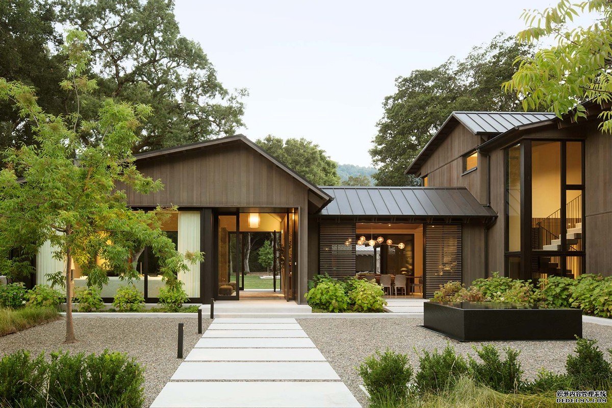 杏耀的信誉橡树林地住宅是一个沉浸在自然中的生活空间