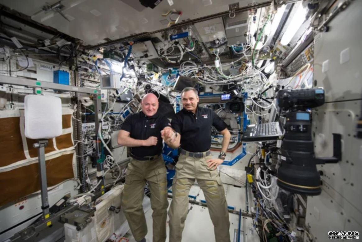 杏耀官网软件下载 宇航员斯科特·凯利将从将近一年的太空中返回