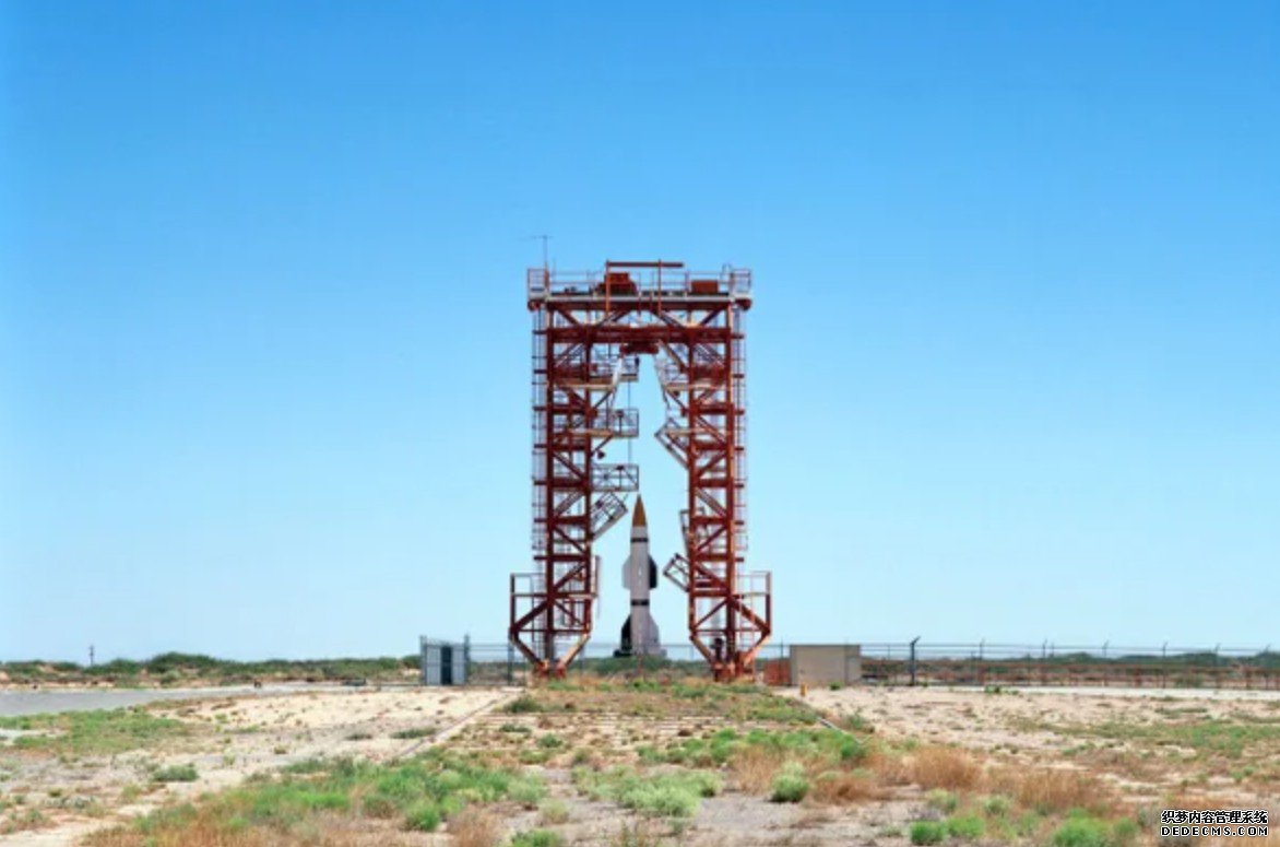 杏耀美国国家航空和宇宙航行局老化的航天设施保存在照片中