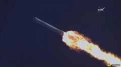 <b>SpaceX公司历史性地将杏耀连接一枚火箭降落在海</b>