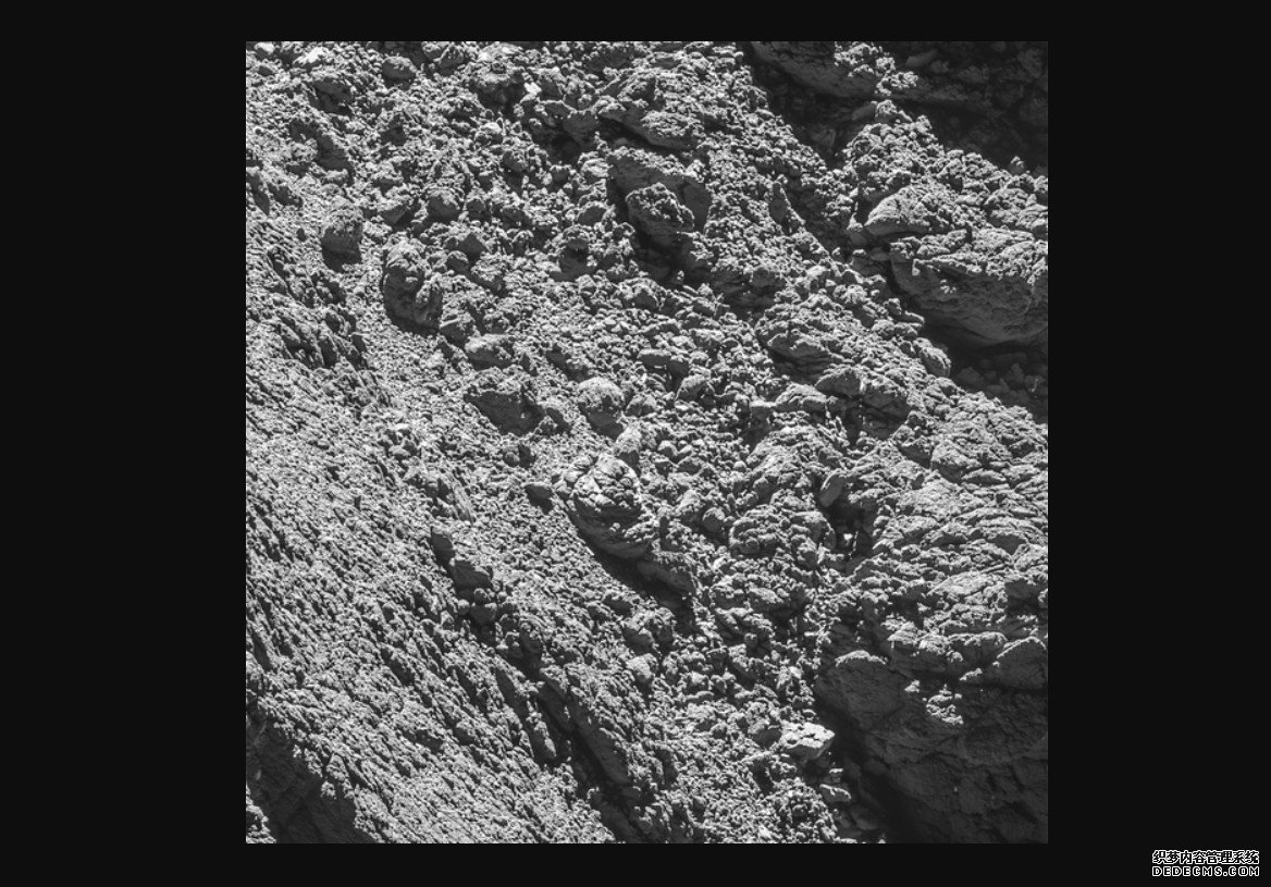 杏耀流水照片显示了“菲莱”号着陆器的位置