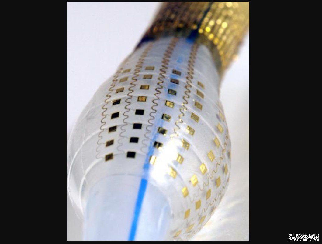 杏耀主管带有智能传感器的新手术工具可以推进心脏手术和治疗