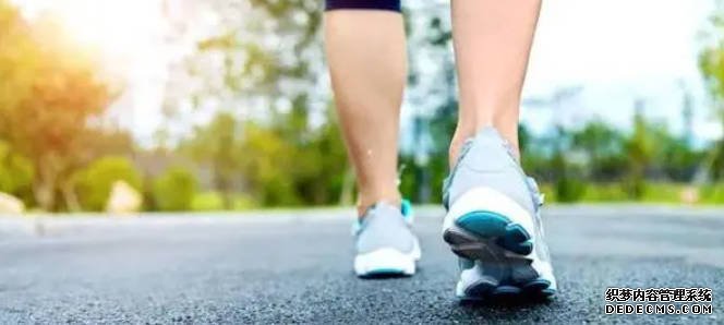 最新研究：沐鸣每天至少走4000步可显著降低死亡风险