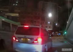 <b>荃灣私家車撞欄 司機涉酒駕被捕沐鸣登录</b>