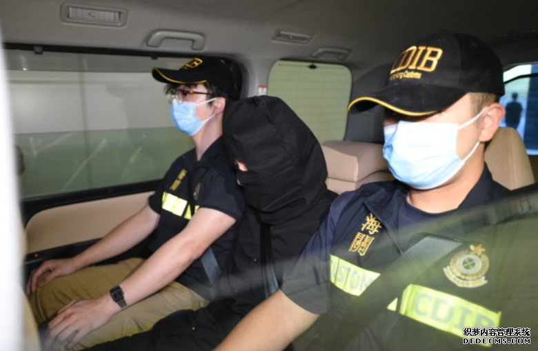 海關揭可卡因扮大菜粉檢250萬元貨 26歲男司機涉販毒被捕欧亿
